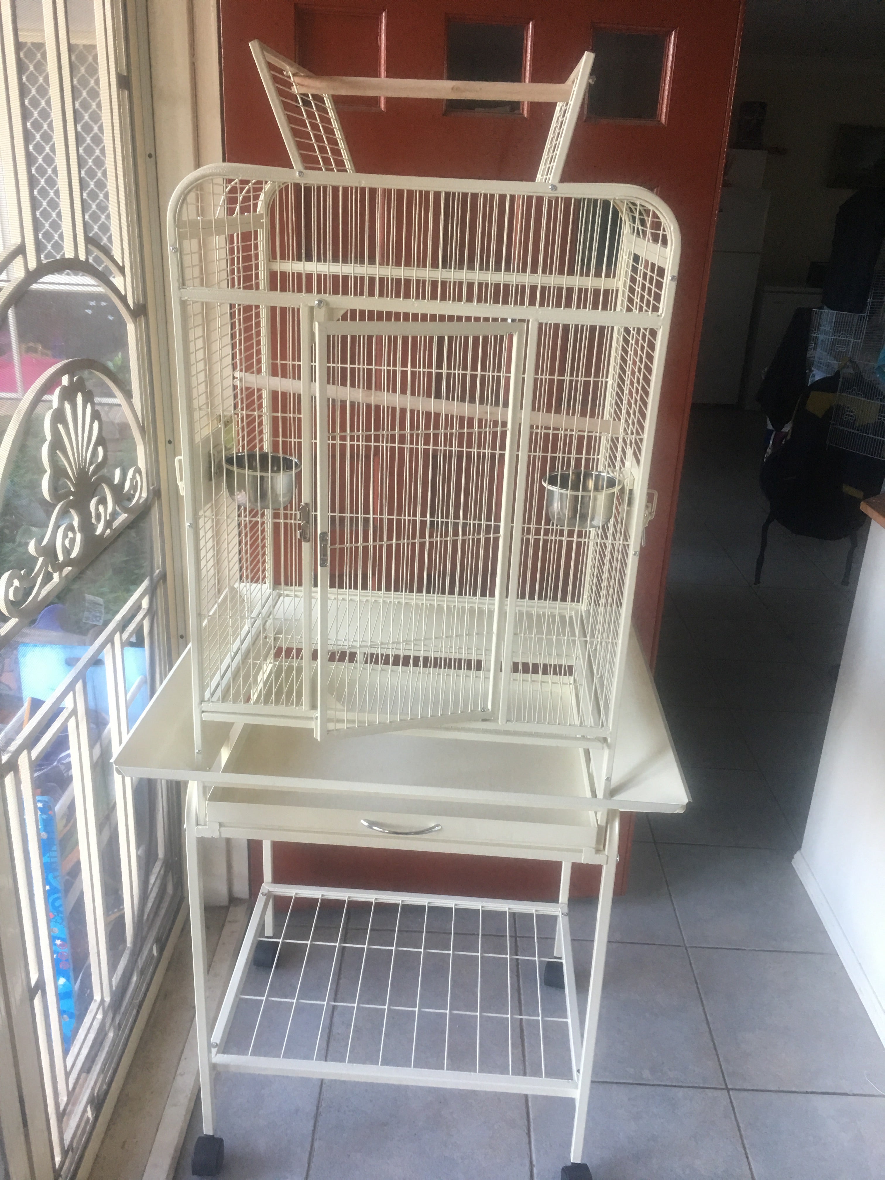 MEDIUM Open Roof Style Cage - Black & White Options